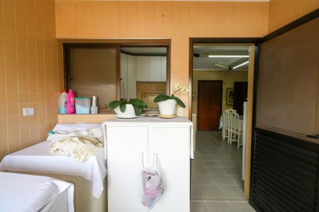 Apartamento à venda com 164m², 3 quartos e 1 vagaÁrea de Serviço