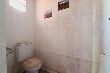 Casa à venda com 120m², 4 quartos e sem vagaBanheiro 1