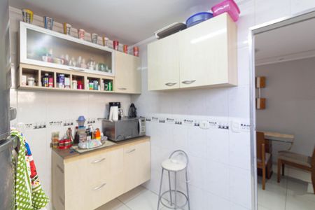 Apartamento à venda com 58m², 2 quartos e 1 vagaCozinha