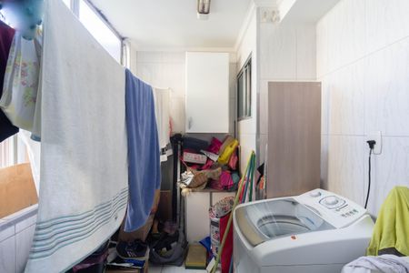 Apartamento à venda com 58m², 2 quartos e 1 vagaÁrea de Serviço