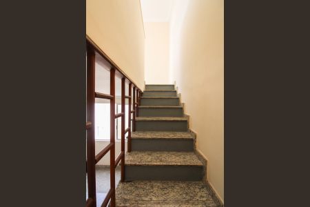 Apartamento à venda com 129m², 3 quartos e 2 vagasEscada