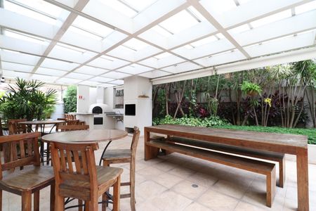 Apartamento à venda com 120m², 2 quartos e 2 vagasÁrea comum - Churrasqueira