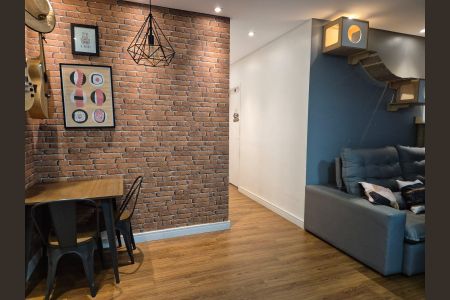 Apartamento para alugar com 77m², 2 quartos e 1 vagaSala