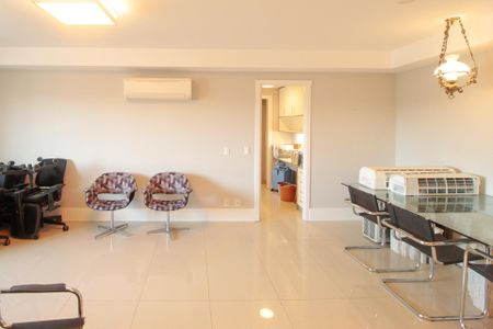 Apartamento à venda com 88m², 2 quartos e 2 vagas Apartamento à venda com 88m², 2 quartos e 2 vagasSala