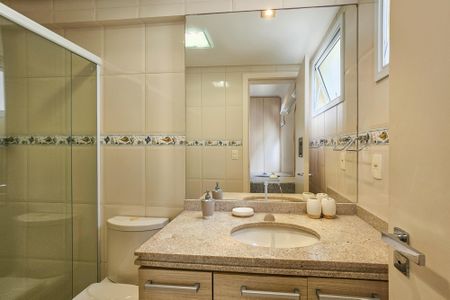 Apartamento para alugar com 140m², 4 quartos e 2 vagasBanheiro da Suíte 1