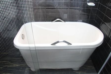 Casa para alugar com 550m², 4 quartos e 4 vagasBanheiro da Suíte 2