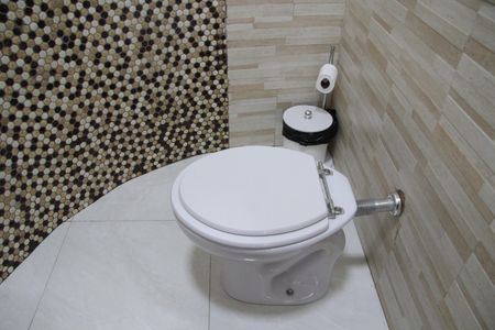 Casa para alugar com 550m², 4 quartos e 4 vagasLavabo