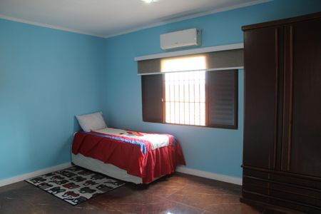 Casa para alugar com 550m², 4 quartos e 4 vagasSuíte 3