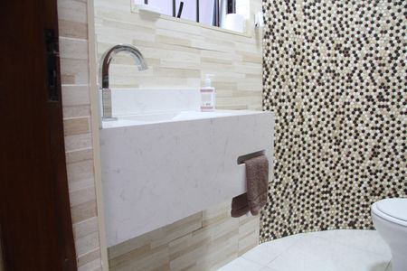 Casa para alugar com 550m², 4 quartos e 4 vagasLavabo