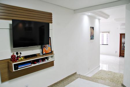 Casa para alugar com 550m², 4 quartos e 4 vagasSala de TV