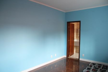 Casa para alugar com 550m², 4 quartos e 4 vagasSuíte 3