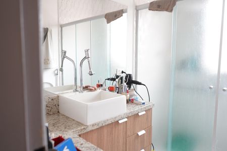 Casa à venda com 128m², 3 quartos e 2 vagasBanheiro Suíte 