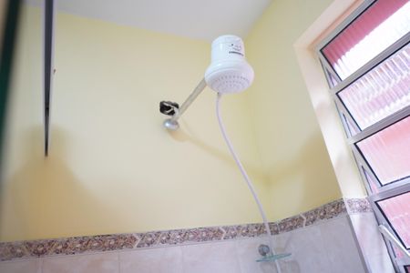 Casa à venda com 128m², 3 quartos e 2 vagasBanheiro