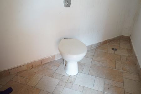 Casa à venda com 128m², 3 quartos e 2 vagasBanheiro de Serviço