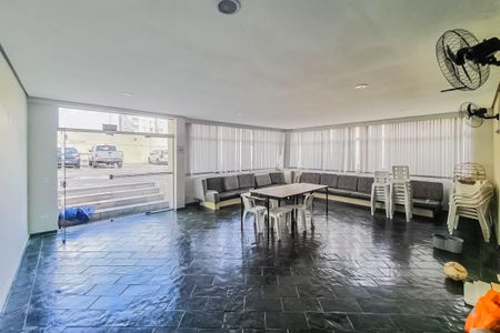 Apartamento para alugar com 73m², 2 quartos e 1 vagaÁrea comum - Salão de festas