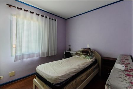 Apartamento para alugar com 73m², 2 quartos e 1 vagaQuarto