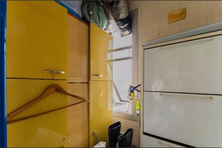 Apartamento para alugar com 73m², 2 quartos e 1 vagaBanheiro de serviço