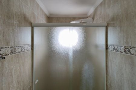 Apartamento para alugar com 90m², 2 quartos e 1 vaga Apartamento para alugar com 90m², 2 quartos e 1 vagaBanheiro da Suíte