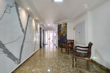 Apartamento para alugar com 90m², 2 quartos e 1 vaga Apartamento para alugar com 90m², 2 quartos e 1 vagaHall de entrada