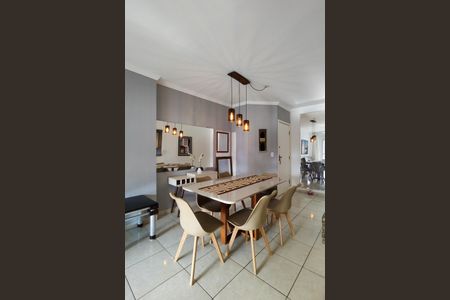 Apartamento para alugar com 90m², 2 quartos e 1 vaga Apartamento para alugar com 90m², 2 quartos e 1 vagaSala