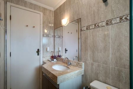 Apartamento para alugar com 90m², 2 quartos e 1 vaga Apartamento para alugar com 90m², 2 quartos e 1 vagaBanheiro