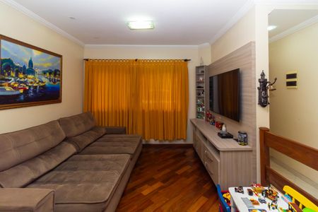 Casa à venda com 220m², 3 quartos e 4 vagas Casa à venda com 220m², 3 quartos e 4 vagasSala