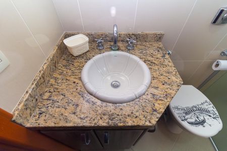 Casa à venda com 220m², 3 quartos e 4 vagas Casa à venda com 220m², 3 quartos e 4 vagasBanheiro 3