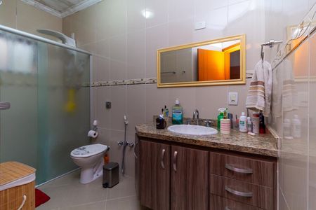 Casa à venda com 220m², 3 quartos e 4 vagas Casa à venda com 220m², 3 quartos e 4 vagasBanheiro da Suíte