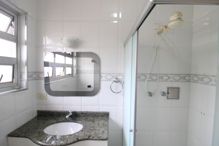 Casa à venda com 125m², 4 quartos e 1 vagaBanheiro 2