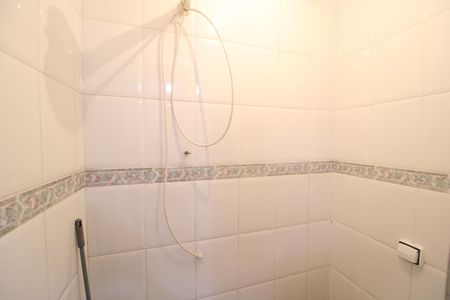 Casa à venda com 125m², 4 quartos e 1 vagaÁrea de Serviço - Banheiro