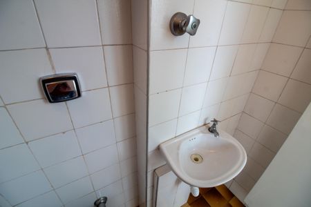 Apartamento à venda com 75m², 2 quartos e 1 vagaBanheiro de Serviço