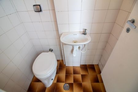 Apartamento à venda com 75m², 2 quartos e 1 vagaBanheiro de Serviço