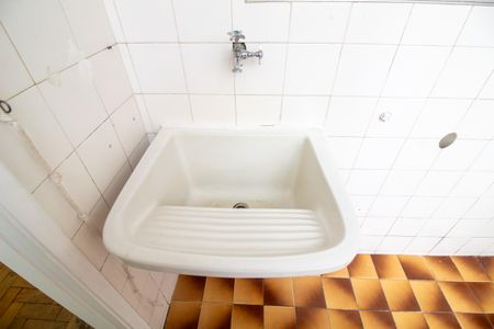 Apartamento à venda com 75m², 2 quartos e 1 vagaÁrea de Serviço