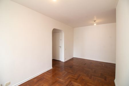 Apartamento à venda com 75m², 2 quartos e 1 vagaSala