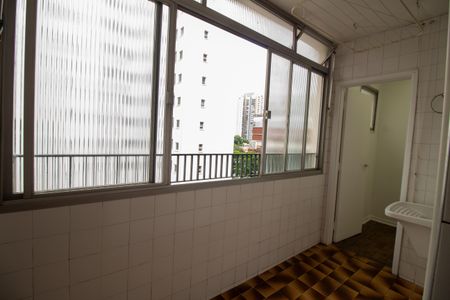 Apartamento à venda com 75m², 2 quartos e 1 vagaÁrea de Serviço