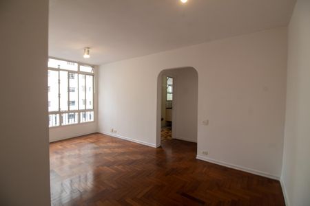 Apartamento à venda com 75m², 2 quartos e 1 vagaSala de Jantar