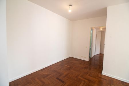 Apartamento à venda com 75m², 2 quartos e 1 vagaSala de Jantar