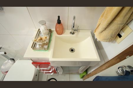 Apartamento à venda com 67m², 2 quartos e 1 vagaBanheiro 