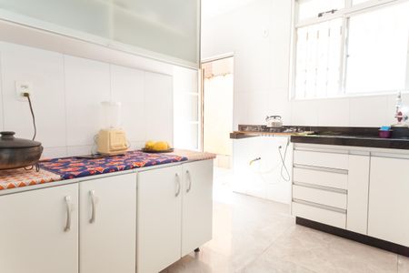 Apartamento à venda com 180m², 4 quartos e 2 vagasCozinha