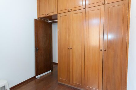 Apartamento à venda com 180m², 4 quartos e 2 vagasQuarto 1 