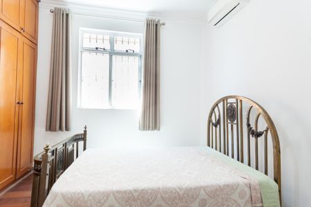 Apartamento à venda com 180m², 4 quartos e 2 vagasSuíte 1 