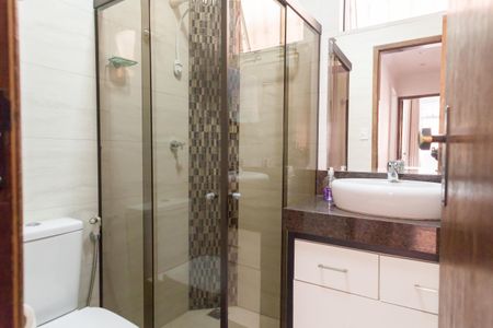 Apartamento à venda com 180m², 4 quartos e 2 vagasBanheiro Social