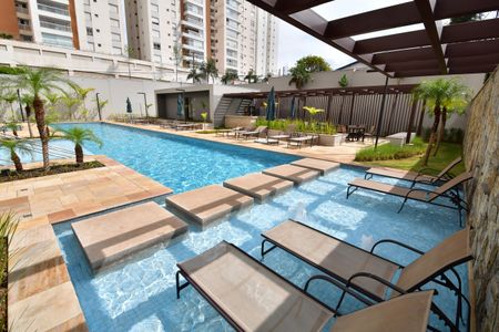 Apartamento à venda com 115m², 3 quartos e 3 vagasÁrea comum - Piscina
