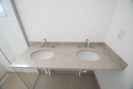 Apartamento à venda com 115m², 3 quartos e 3 vagasBanheiro 2