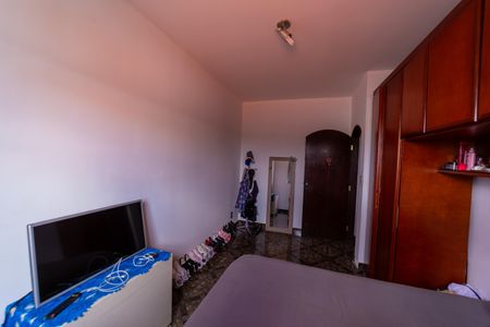 Casa à venda com 250m², 3 quartos e 2 vagas Casa à venda com 250m², 3 quartos e 2 vagasQuarto 1