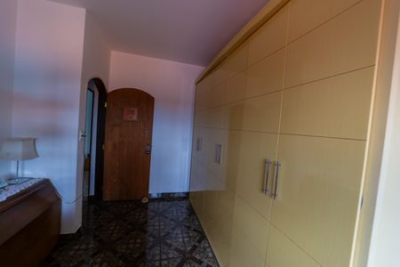 Casa à venda com 250m², 3 quartos e 2 vagas Casa à venda com 250m², 3 quartos e 2 vagasQuarto 2