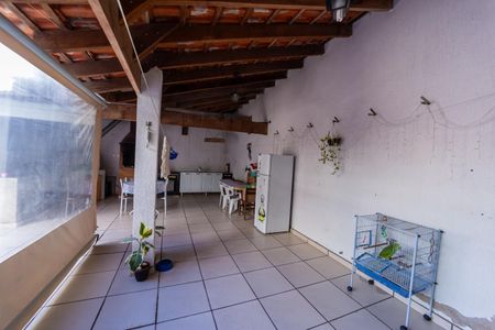 Casa à venda com 250m², 3 quartos e 2 vagas Casa à venda com 250m², 3 quartos e 2 vagasÁrea gourmet