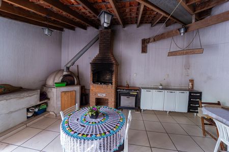 Casa à venda com 250m², 3 quartos e 2 vagas Casa à venda com 250m², 3 quartos e 2 vagasÁrea gourmet