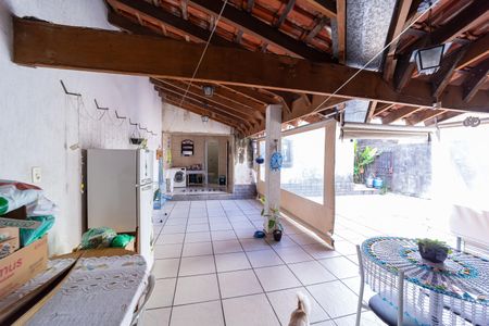 Casa à venda com 250m², 3 quartos e 2 vagas Casa à venda com 250m², 3 quartos e 2 vagasÁrea gourmet