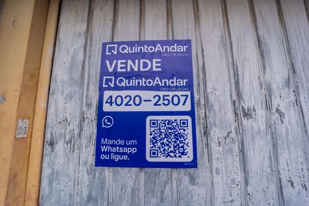 Casa à venda com 250m², 3 quartos e 2 vagas Casa à venda com 250m², 3 quartos e 2 vagasPlaca